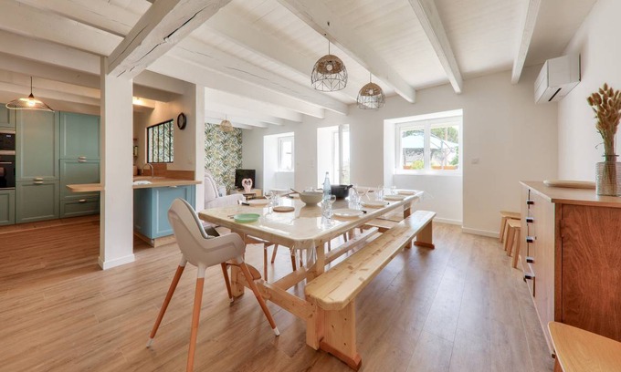 Saint-Jacques House | 157 m² House ∙ 6 bedrooms ∙ 14 guests