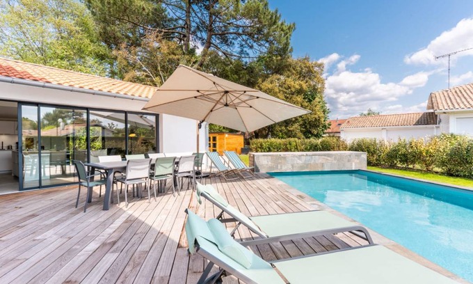 Seignosse Villa | 165 m² Villa ∙ 5 bedrooms ∙ 10 guests