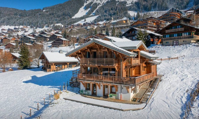 Chatel Ski Chalet | 180 m² Chalet ∙ 4 bedrooms ∙ 8 guests