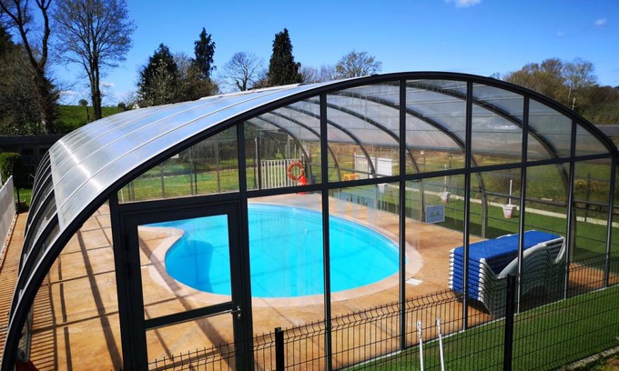 Kernascleden House | 190 m² Gîte ∙ 5 bedrooms ∙ 14 guests