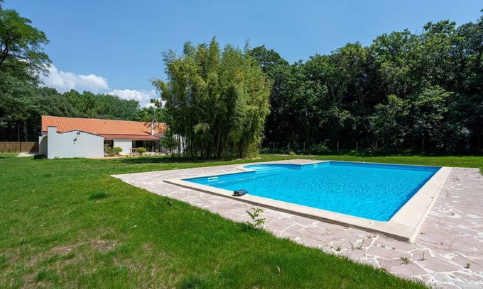Olonne-sur-Mer Villa | 200 m² Villa ∙ 5 bedrooms ∙ 8 guests