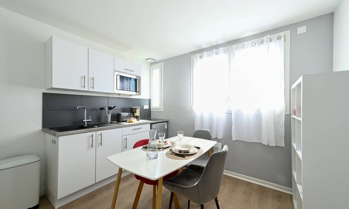 Cholet Apartment | 21 m² Apartment ∙ 1 bedroom ∙ 2 guests
