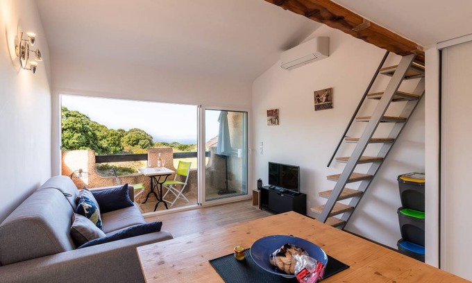 Marine de Saint Ambroggio Apartment | 23 m² Apartment ∙ 1 bedroom ∙ 3 guests