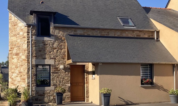 Cancale House | 3-STAR FISHERMAN'S STYLE HOUSE IN CANCALE 300M FROM THE PORT QUIET AREA