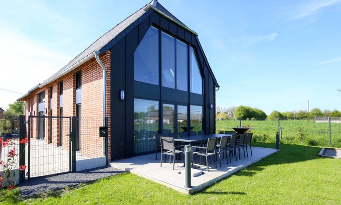 Boue House | 322 m² House ∙ 6 bedrooms ∙ 12 guests