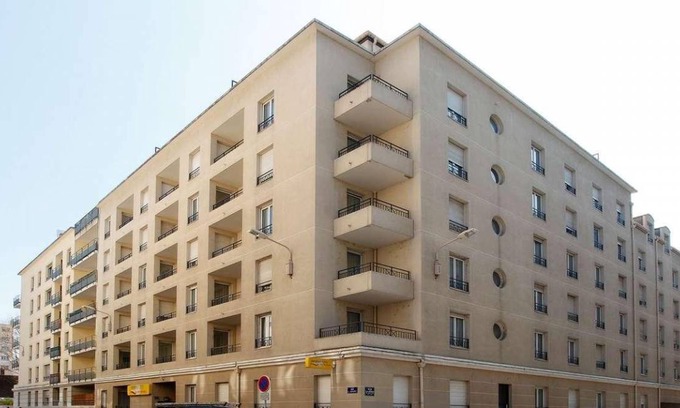 Part Dieu - Bir Hakeim Apartment | 33 m² Serviced apartment ∙ 127 guests