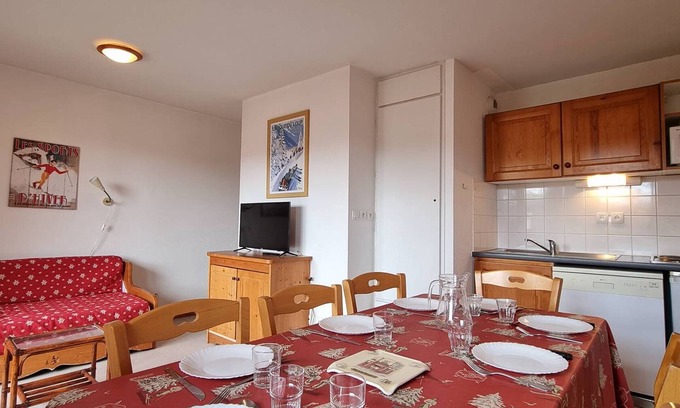 Saint-Etienne-en-Devoluy Apartment | 4-room apartment, 8 ppl, near slopes, parking, ski locker