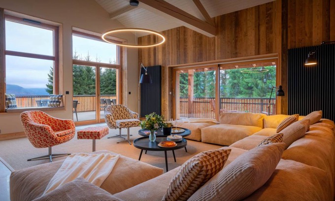 Samoens Ski Chalet | 429 m² Chalet ∙ 7 bedrooms ∙ 15 guests