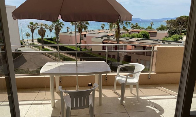 Le Lavandou Apartment | 45 m² Apartment ∙ 1 bedroom ∙ 4 guests