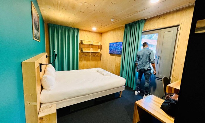 Les Deux Alpes Hostel | 45 m² Hostel ∙ 127 guests