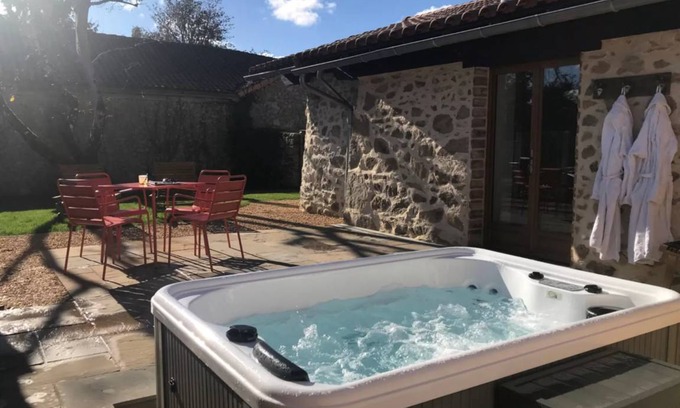 Maisonnais-sur-Tardoire House | 48 m² House ∙ 1 bedroom ∙ 2 guests