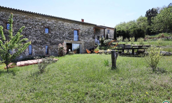 Vaunaveys-la-Rochette House | 52 m² Gîte ∙ 1 bedroom ∙ 2 guests