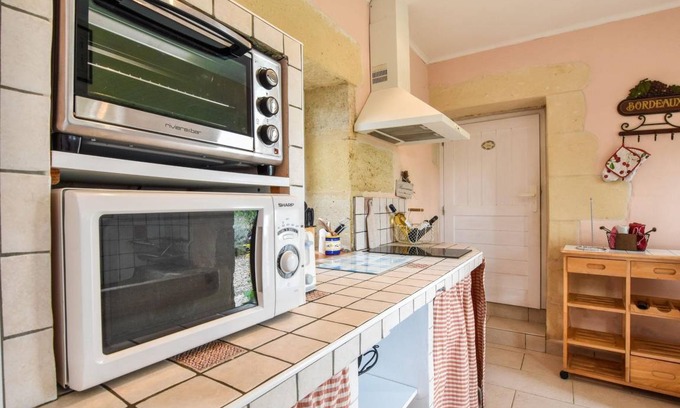 Monprimblanc House | 55 m² House ∙ 3 bedrooms ∙ 4 guests