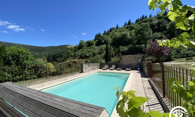 Bouisse House | 56 m² Gîte ∙ 1 bedroom ∙ 2 guests