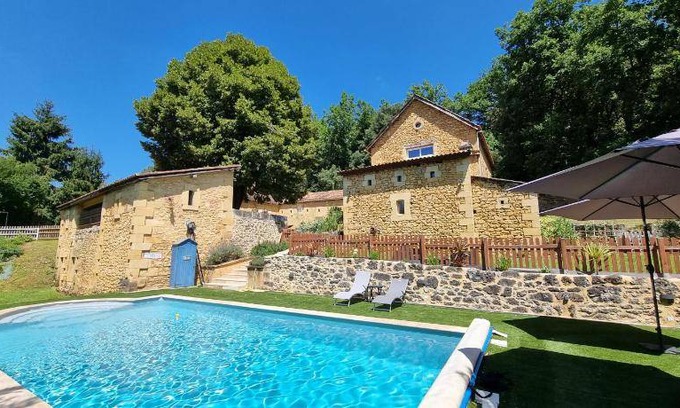 Sarlat-la-Caneda Bed & Breakfast | 60 m² Bed and breakfast ∙ 2 bedrooms ∙ 4 guests