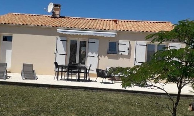 Grues House | 70 m² House ∙ 2 bedrooms ∙ 5 guests