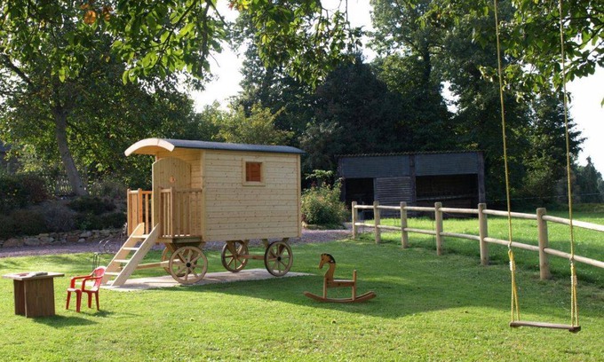 Plouguenast House | 71 m² Gîte ∙ 1 bedroom ∙ 3 guests