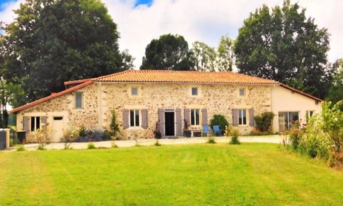 Mouzon Apartment | 72 m² Apartment ∙ 1 bedroom ∙ 2 guests