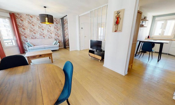 Voltaire - Saint Amour Apartment | 72 m² Apartment ∙ 2 bedrooms ∙ 2 guests