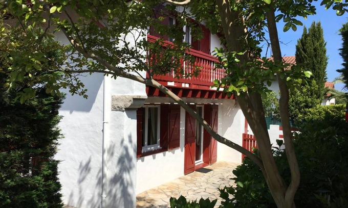 Saint-Jean-de-Luz House | 85 m² Gîte ∙ 3 bedrooms ∙ 6 guests