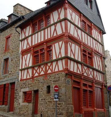 Saint-Brieuc Apartment | 85 m² Serviced apartment ∙ 3 bedrooms ∙ 6 guests