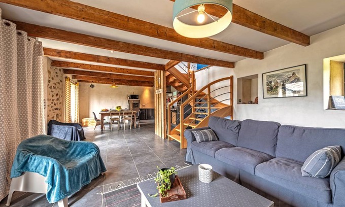 Tregarvan House | 90 m² House ∙ 2 bedrooms ∙ 4 guests