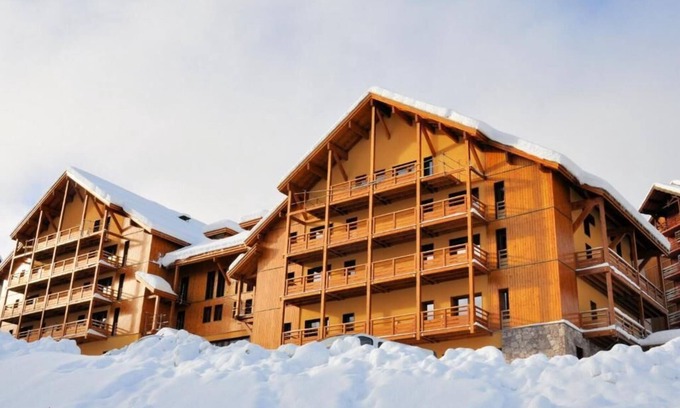Risoul Apartment | Appart in residence 4⭐au pied des pistes - 8/10 pers - Spa + Piscine + Sauna