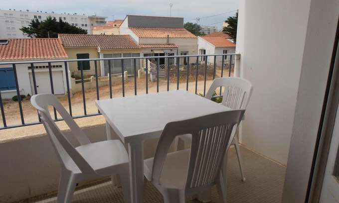 Saint-Jean-de-Monts Apartment | Appartement Saint-Jean-de-Monts, 2 pièces, 5 personnes - FR-1-323-98