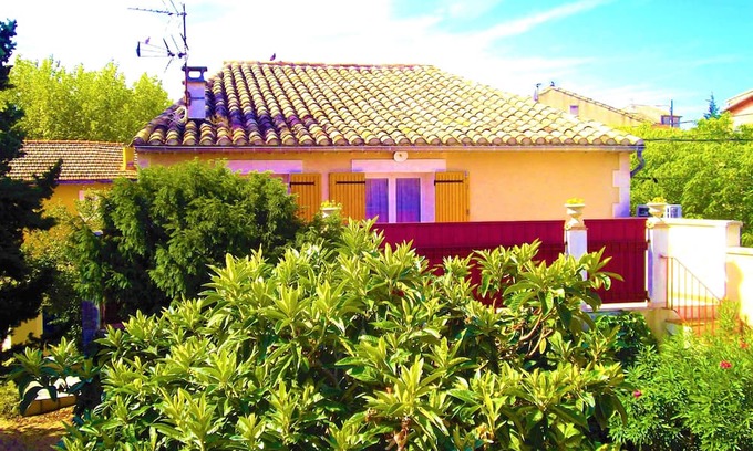 Vedene Apartment | AT DOORS OF AVIGNON ! PROVENCE & LUBERON