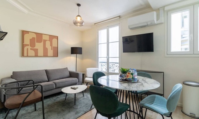 Faubourg-du-Roule Apartment | B2.Two Bedrooms#Champs Elysées#Arc de Triomphe#AC