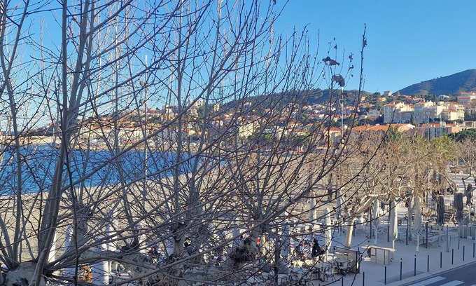 Banyuls-sur-Mer Apartment | BANYULS, Air-conditioned T3 50m from the beach, downtown