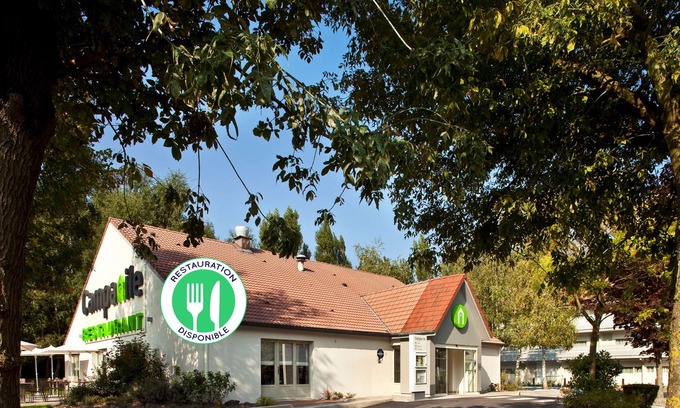 Petite-Foret Hotel | Campanile Valenciennes - Petite-Forêt