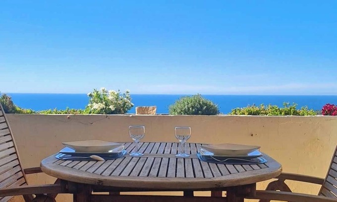 Cassis House | CASSIS, Mon petit coin de Paradis. Air conditioning, WIFI, Swimming pool, Garage. Charges included.