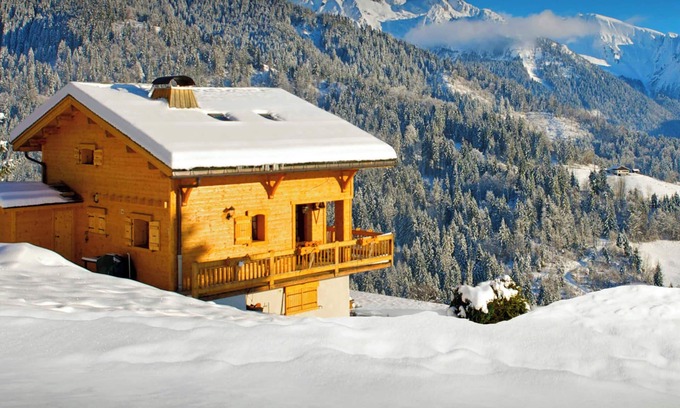 Manigod Ski Chalet | Chalet Chenavray - Manigod base for 10, spa & great skiing - OVO Network