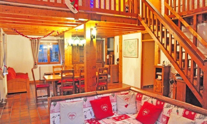 Champagny-en-Vanoise Ski Chalet | Chalet, wifi, 350m from ski slopes, terrace, fireplace or stove, parking, 130m²