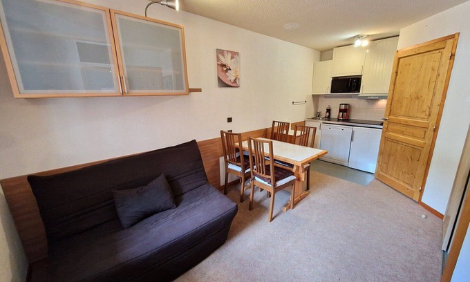 Valfrejus Apartment | Cozy Studio with Cabin for 4/5 People, Near Ski Lifts - Modane, France