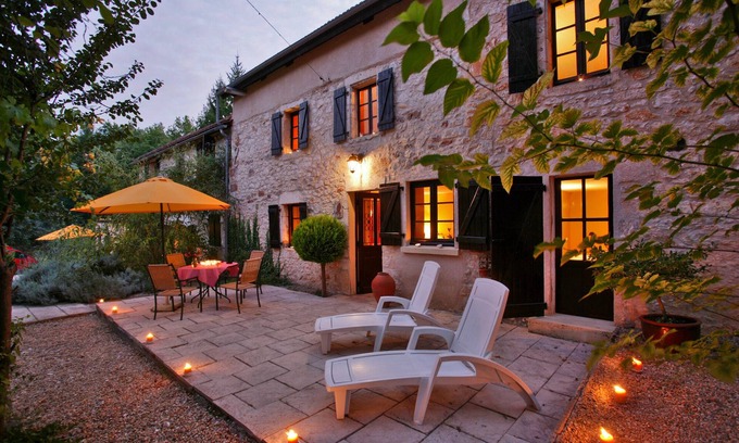 Souillac House | Font Neuve is tranquility in a child-friendly environment.