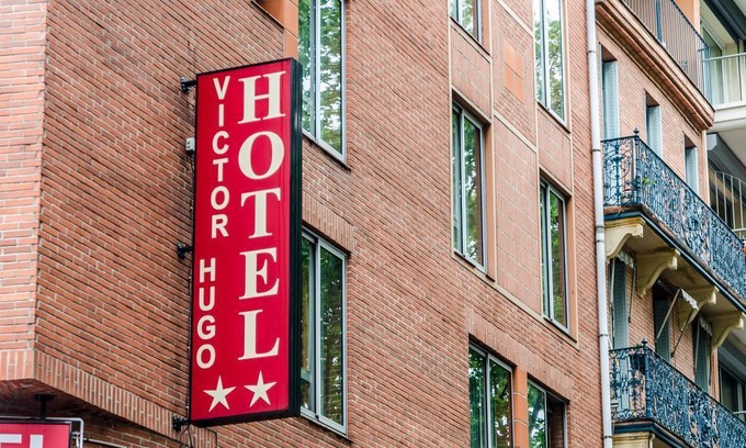 Les Chalets - Saint-Aubin - Saint-Etienne Hotel | Hotel Victor Hugo