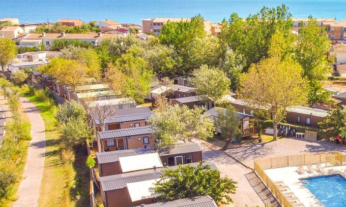 Frontignan House | Mobile home ∙ 2 bedrooms ∙ 8 guests