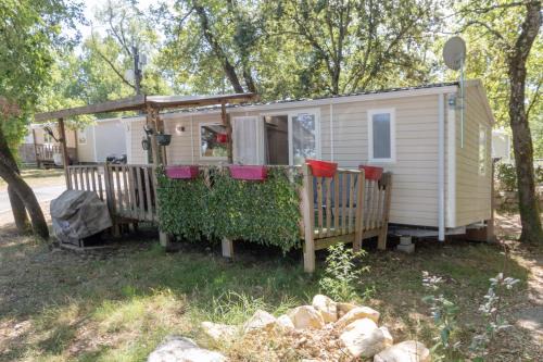 Lagorce Apartment | Mobilehome