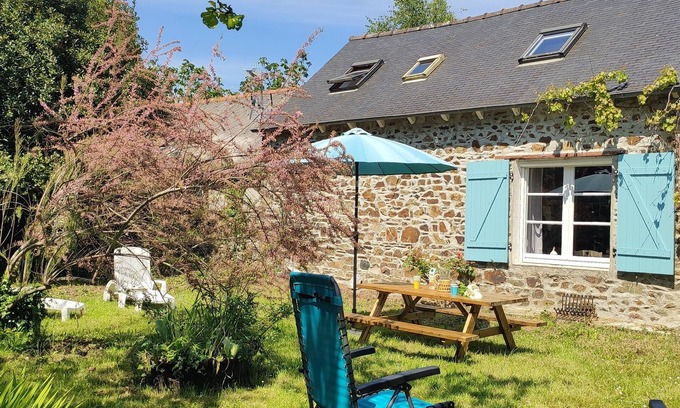 Pordic House | Pretty Breton house close to the beach, 300 m from the GR34.