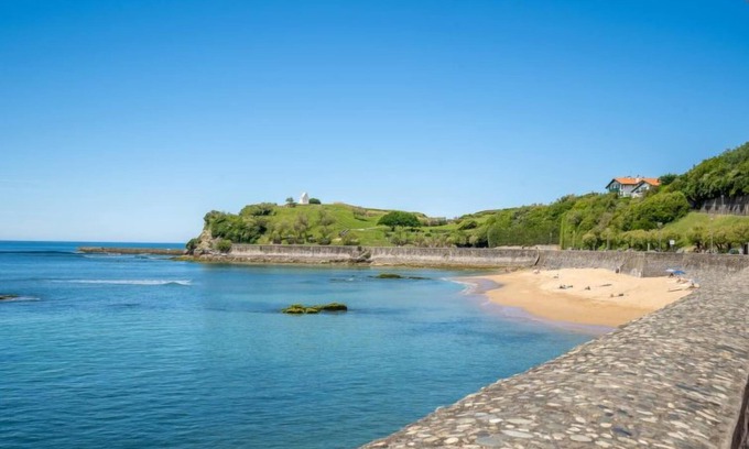 Saint-Jean-de-Luz Apartment | Résidence les Corsaires by Interhome