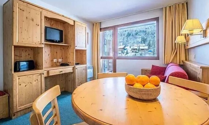 Meribel Centre Apartment | Residence Pierre & Vacances Le Peillon - Studio 4 people - 1 sleeping area