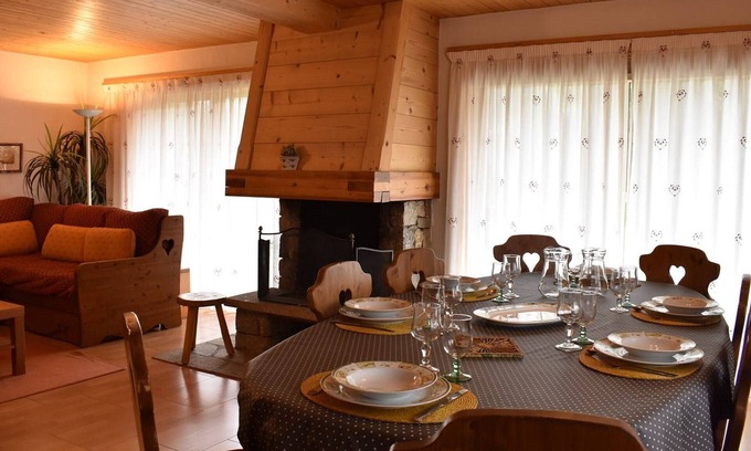 Meribel Centre Apartment | Ski-In/Ski-Out Apartment with Fireplace and Balcony in Méribel