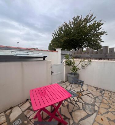 Saint-Martin-de-Re Apartment | Studio avec terrasse Saint Martin de Ré