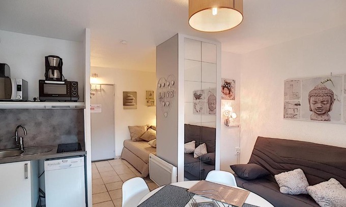 Lamalou-les-Bains Apartment | Studio Lamalou-les-Bains, 1 pièce, 2 personnes - FR-1-451-84