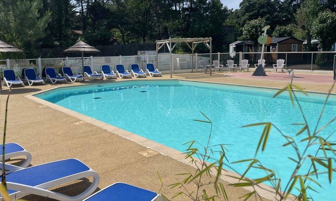 Saint-Hilaire-de-Riez Other | Tent ∙ 2 bedrooms ∙ 4 guests
