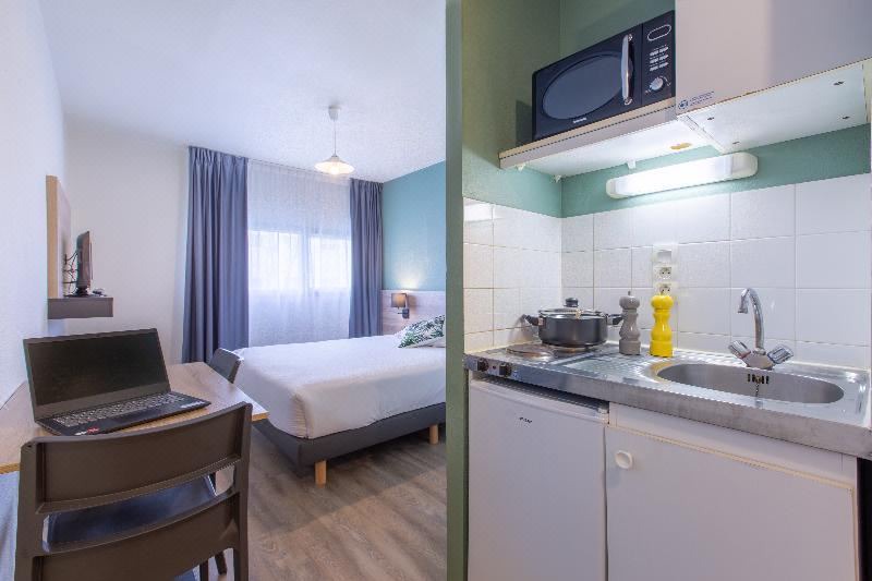 Photo of Kitchen in Miroir - Batignolles