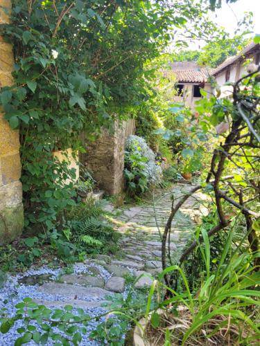Photo of Others in Parthenay
