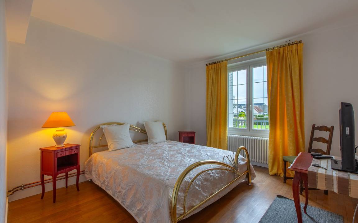 Photo of Bedroom in La Ville-aux-Clercs